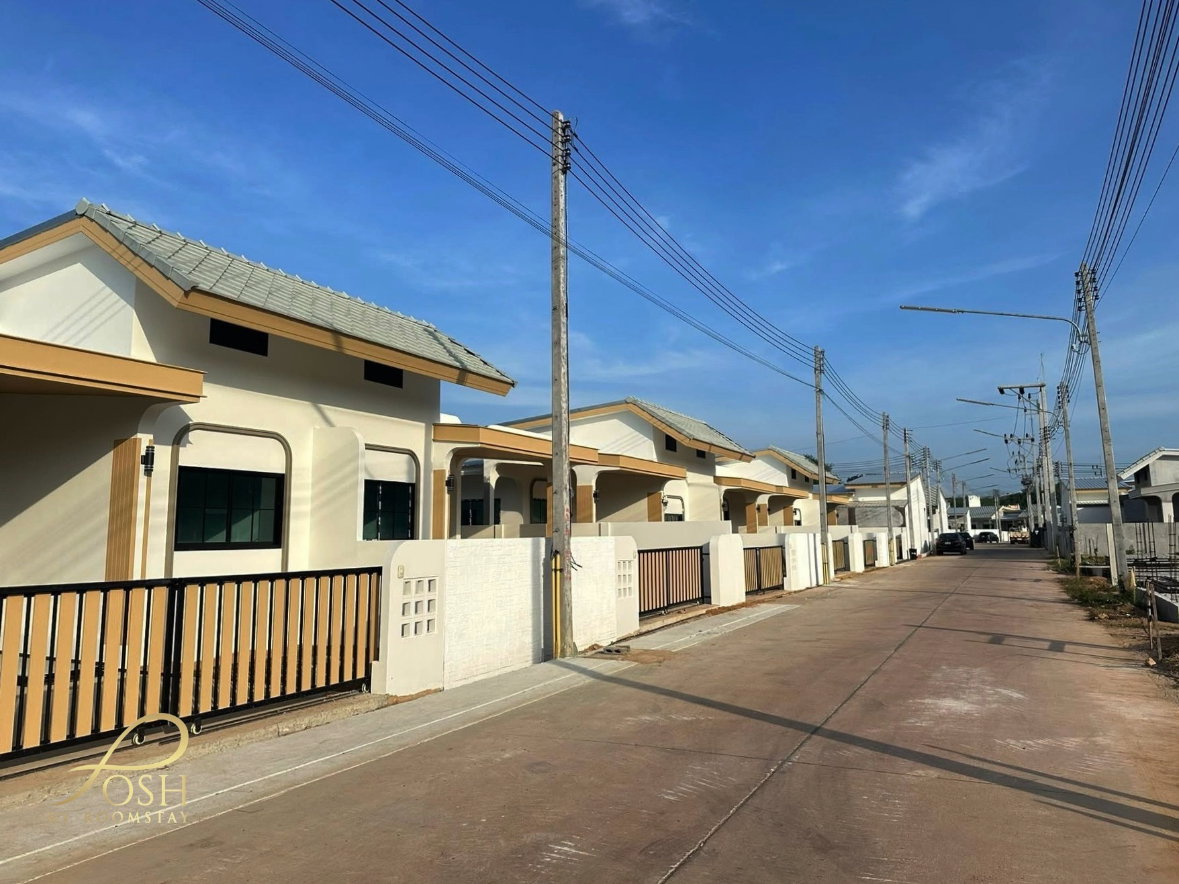 picture Supasiri 2 Tonsai, Thalang Modern new-build townhomes surrounded by nature, just 1 km from Tesco Lotus Thalang. - 7/23