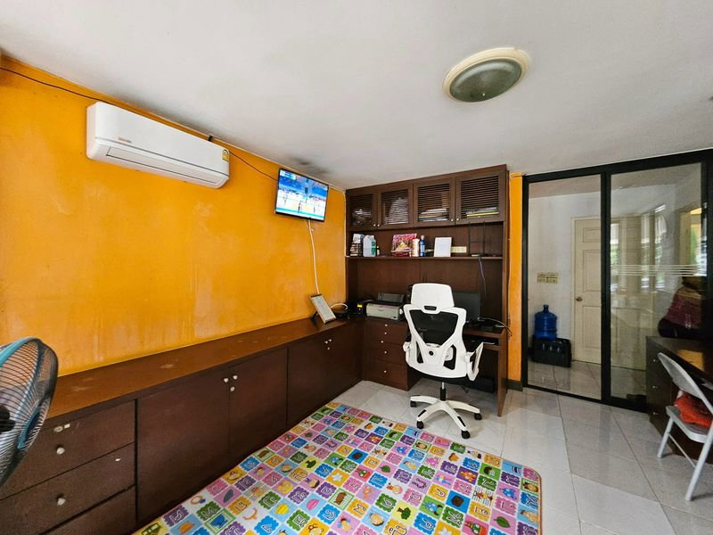 รูป 🔴 🏢 ขายหอพักทำเลดี ย่านตัวเมืองเชียงใหม่ ใกล้ราชภัฏเชียงใหม่ ,ตลาดจริงใจ พร้อมผู้เช่า T. 063-6649056 - รูปที่ 17/21