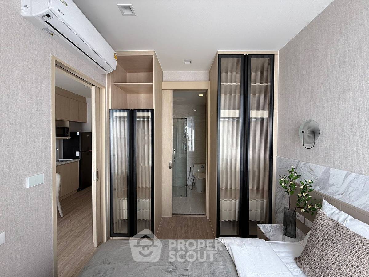 picture 30 Sqm 1-BR Noble State 39, 30th-Floor Near BTS Phrom Phong (400m) (ID 1946045) - 2/11
