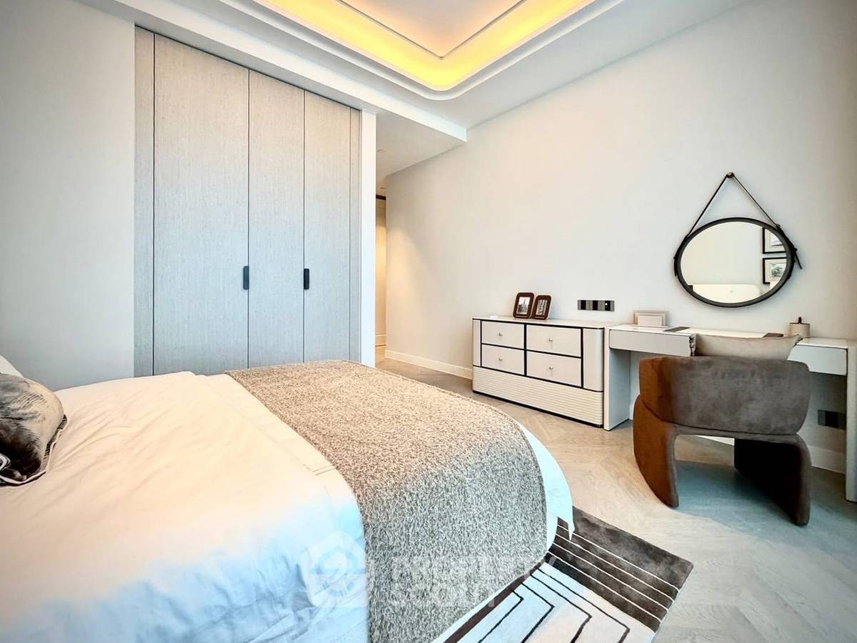 picture 3-BR 218 Sqm Condo At One 89 Wireless, 200m To MRT Lumphini (ID 3106327) - 7/14