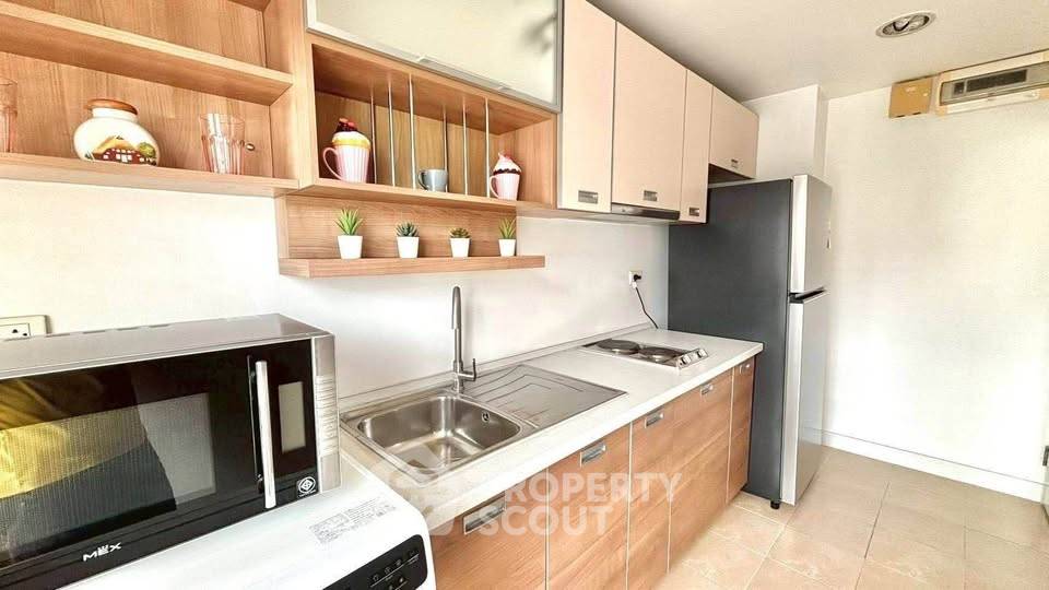 picture Well-Priced 1-BR 52 Sqm Condo At The Fine @ River, BTS Saphan Taksin (ID 3106985) - 4/6