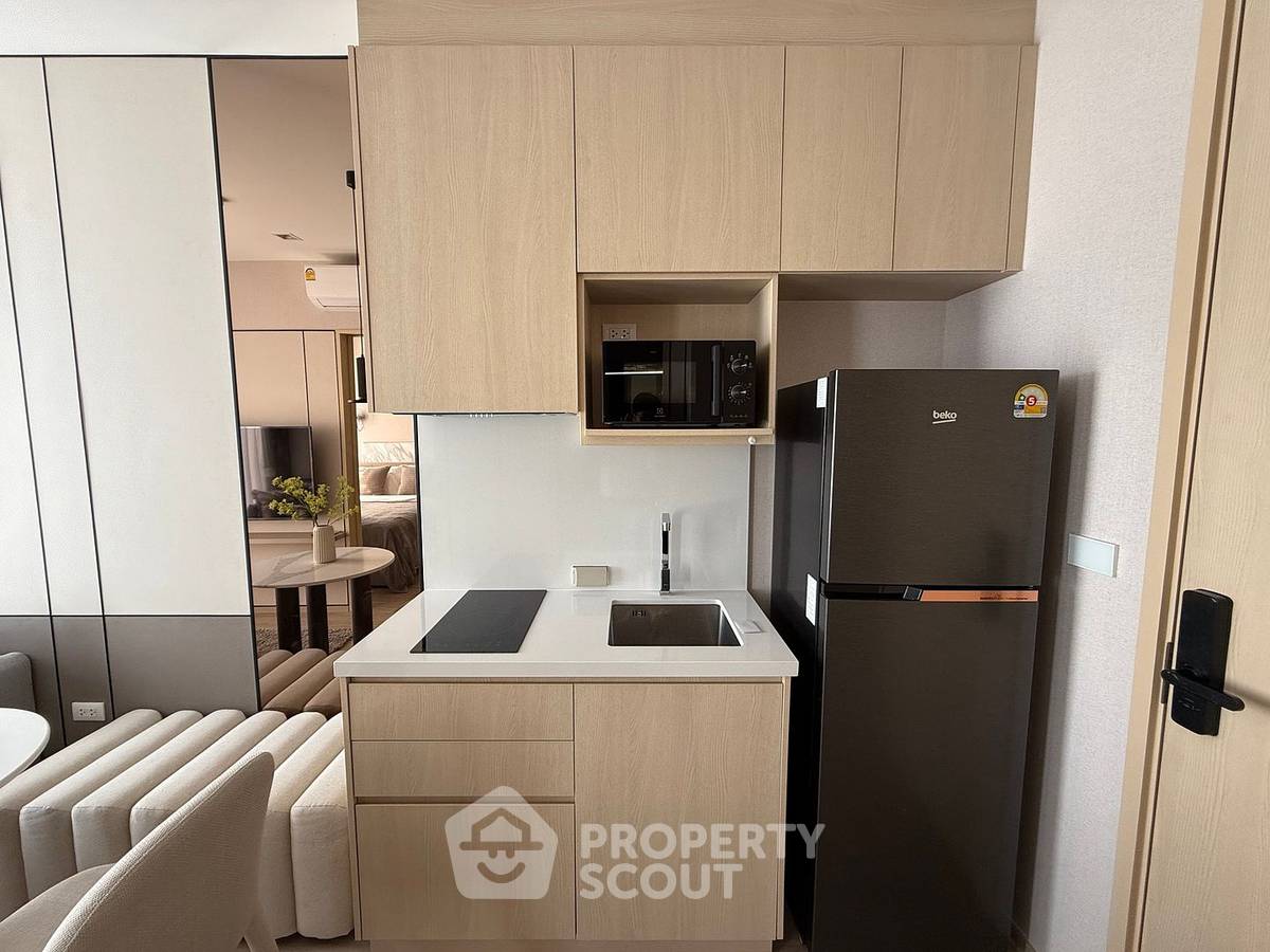 picture 30 Sqm 1-BR Noble State 39, 30th-Floor Near BTS Phrom Phong (400m) (ID 1946045) - 3/11