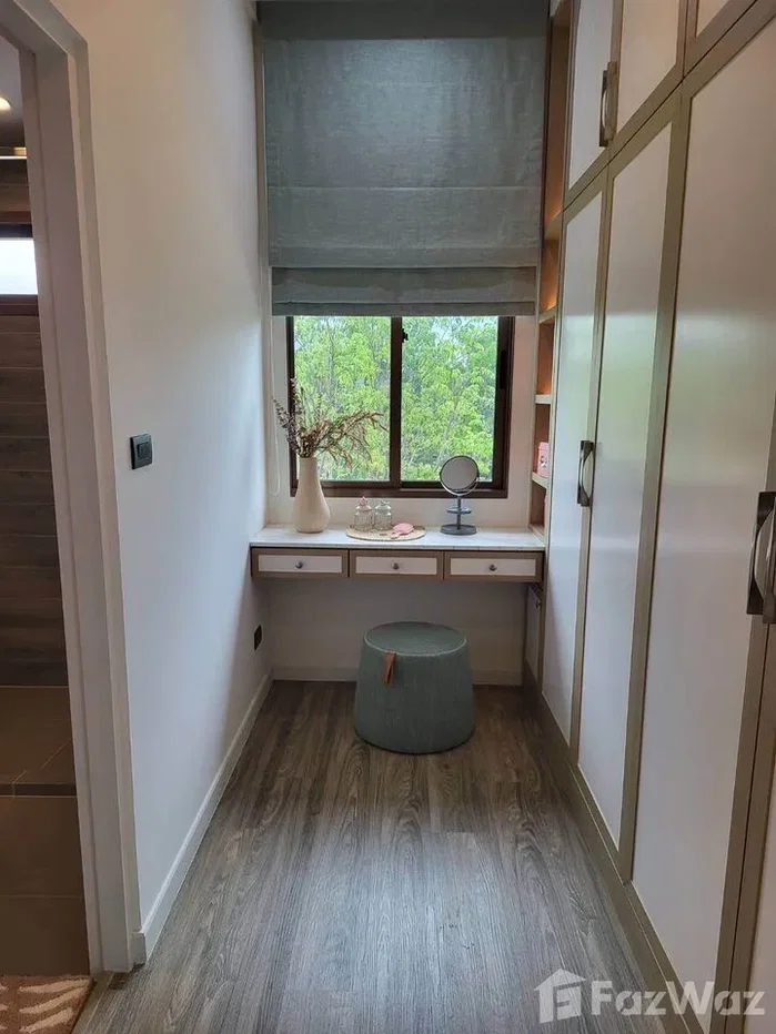 picture 4 Bedroom House with Fully Furnished 1168374 - 9/10