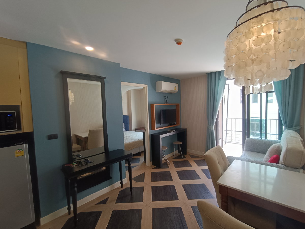 picture Espana Resort Style Condo in Jomtien Pattaya-pool view 1bed 1bath - 3/19
