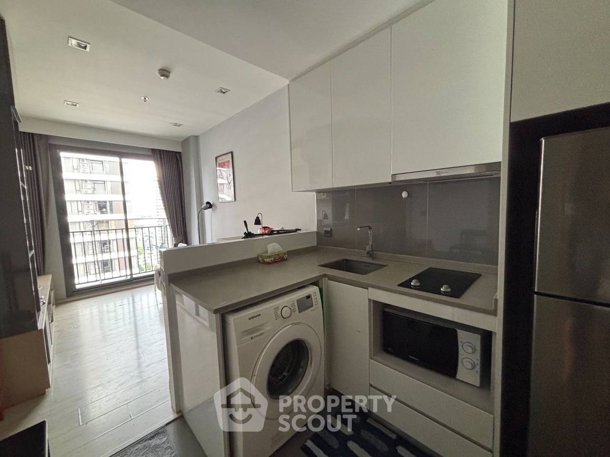 picture Pet-Friendly 1-BR 35 Sqm On 17th Floor, M Thonglor 10 Near BTS Thong Lor (ID 3103077) - 2/8