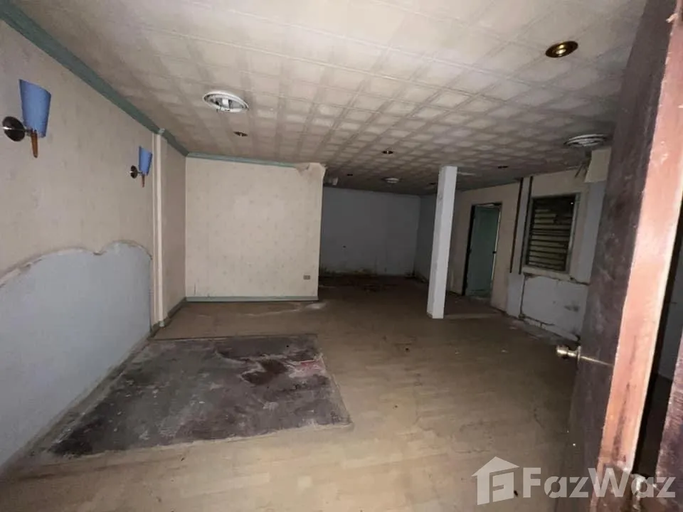 รูป ทาวน์เฮ้าส์ให้เช่า 4 ห้องนอน ใน คลองเตย, กรุงเทพมหานคร 1865094 - รูปที่ 14/14
