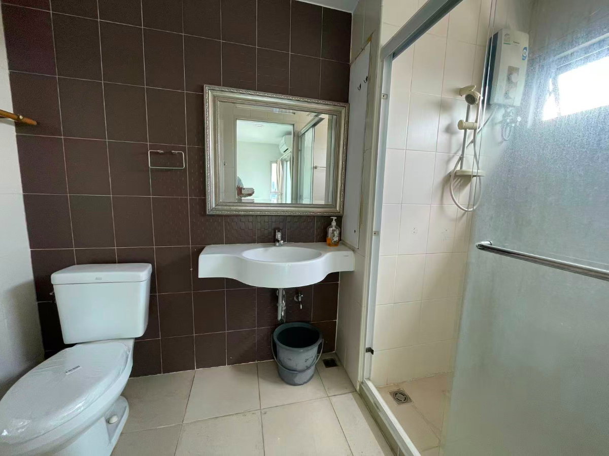 picture 2 Beds 2 Baths, High Rise High Floor, 3 Mins from MRT station - 4/9
