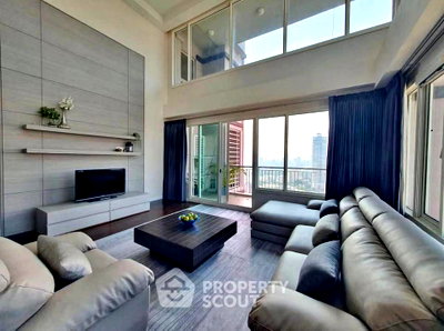 ขายคอนโด : คอนโด 4 ห้องนอน 272 ตร.ม. บานศิริ 24 ชั้นสูง 33 ใกล้ BTS พร้อมพงษ์ (ID 2958737)
