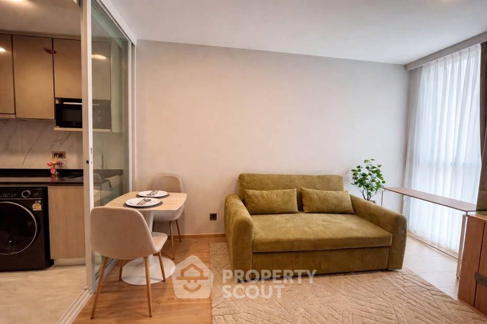 picture Well-Priced 1-BR Condo, Chewathai Residence Thonglor, Thong Lo (ID 3104094) - 2/10