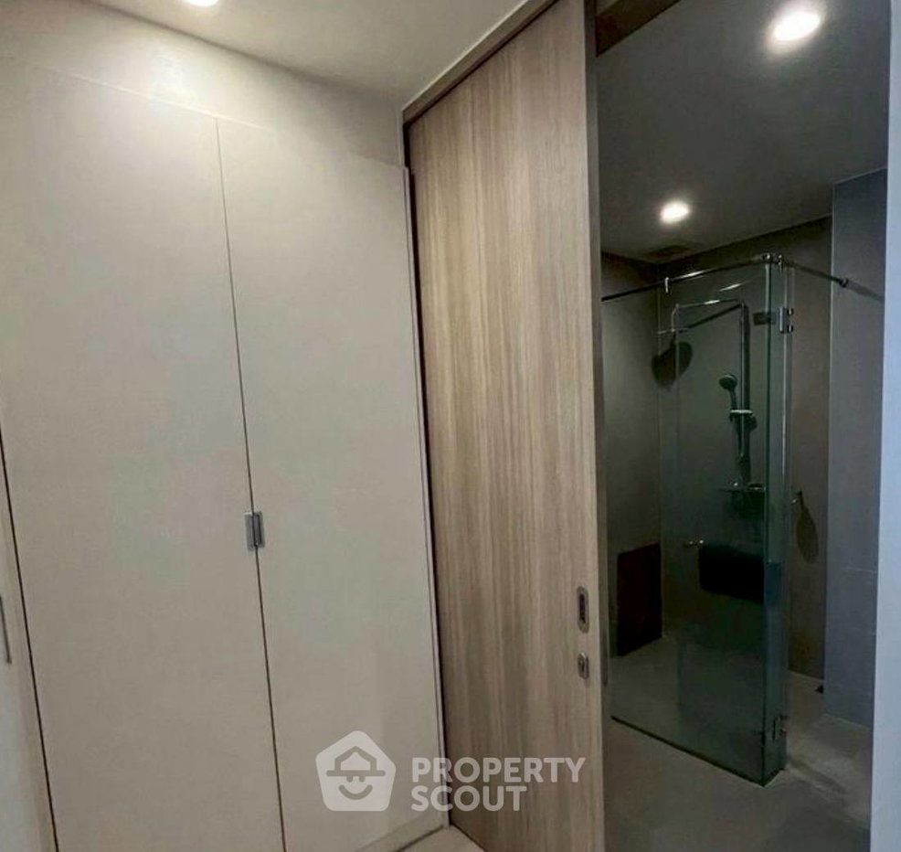 รูป คอนโด 1 ห้องนอน 60 ตร.ม. ที่ Noble Ploenchit ใกล้ BTS เพลินจิต 100 ม. (ID 3057297) - รูปที่ 2/7