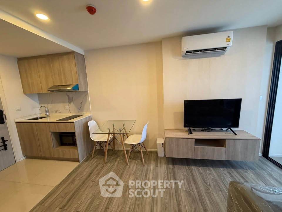 picture Well-Priced 2-BR Condo At Noble Be 33, 28th Floor Near BTS Phrom Phong (ID 3103449) - 5/25