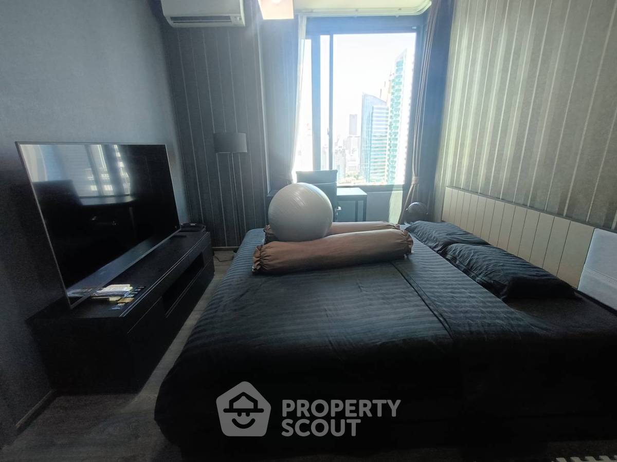 picture 1-BR Condo At The Edge Sukhumvit 23, High-Floor 24, 200m To MRT Sukhumvit (ID 3097395) - 8/15