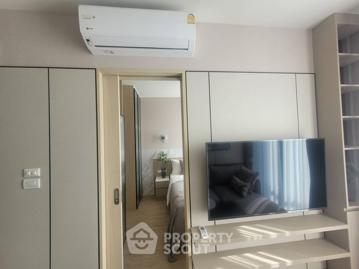 picture 30th-Floor 1-BR Condo Noble State 39 Near BTS Phrom Phong (400m) (ID 1928775) - 5/11