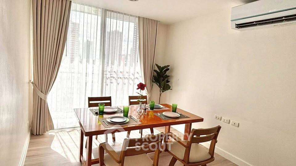 picture Well-Priced 1-BR 52 Sqm Condo At The Fine @ River, BTS Saphan Taksin (ID 3106985) - 3/6