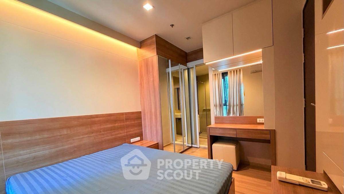 picture High-Floor 1-BR 35 Sqm At Rhythm Sathorn, 300m to BTS Saphan Taksin (ID 2893408) - 1/4