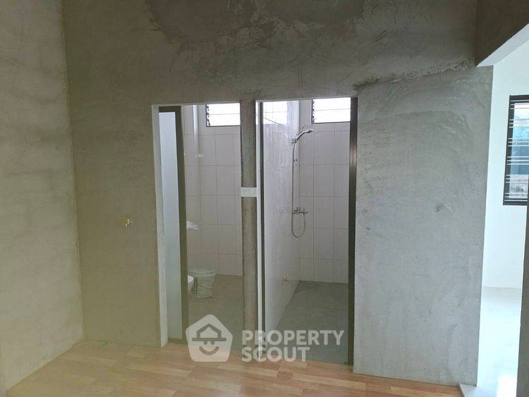 รูป บ้าน 3 ห้องนอน ขาย ใกล้บ้านบึง 150 ตร.ม. จังหวัดชลบุรี (ID 3105781) - รูปที่ 3/6