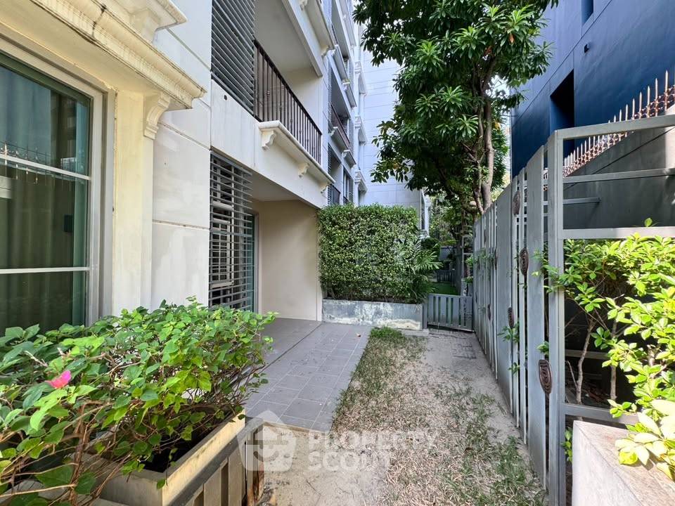 picture Pet-Friendly 2-BR Condo At Maestro 39 Sukhumvit 39, BTS Phrom Phong (ID 3106306) - 11/12