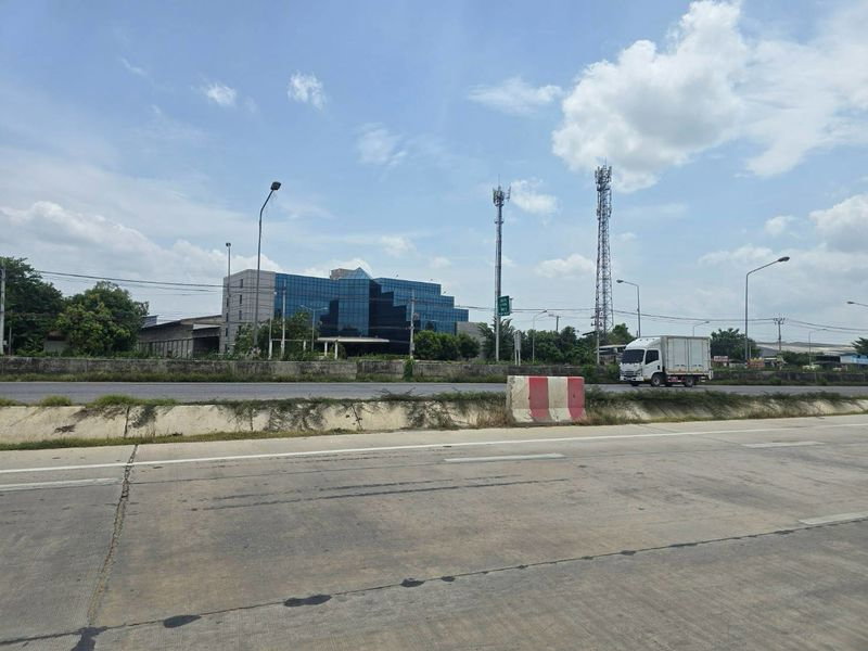 รูป ขายด่วนที่ดินทำเลทอง ศักยภาพสูง ติดถนนเส้นหลัก บางบัวทอง นนทบุรี - รูปที่ 11/18