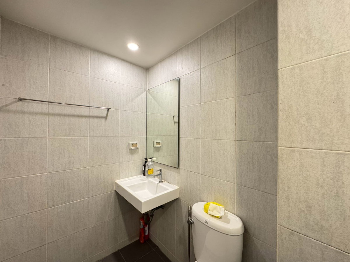 รูป 📣 ให้ขาย iCondo Green Space สุขุมวิท 77 🌿 | วิวสระ ห้องสวย พร้อมอยู่ 💰 ราคาขาย 2.10 ล้านบาท - รูปที่ 9/11