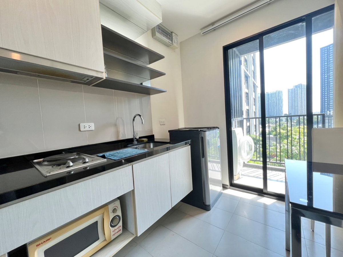 รูป ให้เช่า The Base Park East Sukhumvit 77 ห้องสวย คลีนๆ วิวสระ 30 ตร.ม. ชั้น 7 พร้อมเข้าอยู่ - รูปที่ 7/10