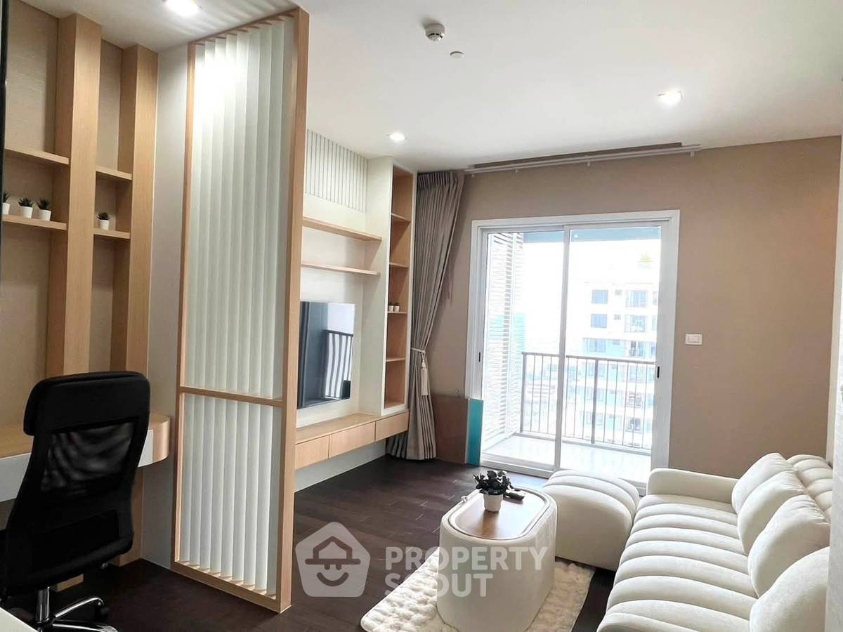 picture Well-Priced 2-BR Condo At The Saint Residences, 100m To MRT Phahon Yothin (ID 2999154) - 3/20