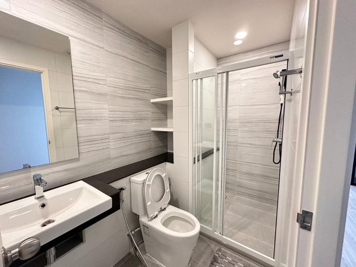 รูป คอนโดห้องใหญ่สุดในย่านนี้ เอสเซ้นท์โคราช ห้อง 2 bedroom ขนาด 64 ตรม. เช่า 28,000 บาท/เดือน ถูกสุดในคอนโดนี้❗️ - รูปที่ 6/12