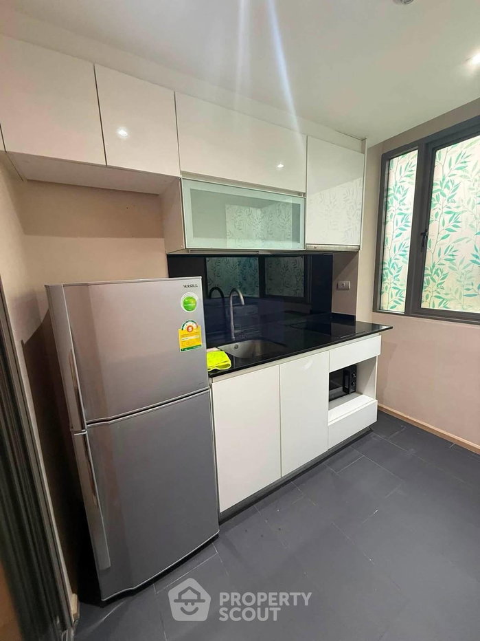 picture 1-BR Condo At Klass Silom, 200m To BTS Chong Nonsi (ID 3072331) - 2/6