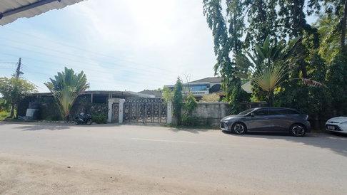 หมู่บ้านรัตนธานี9 ใกล้ทางด่วน เดินทางเข้าออกสะดวก