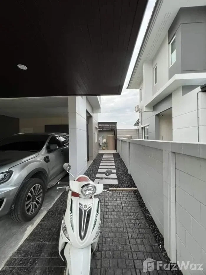 picture 4 Bedroom House for sale at Centro Rama 9-Motorway 2 1717998 - 17/17