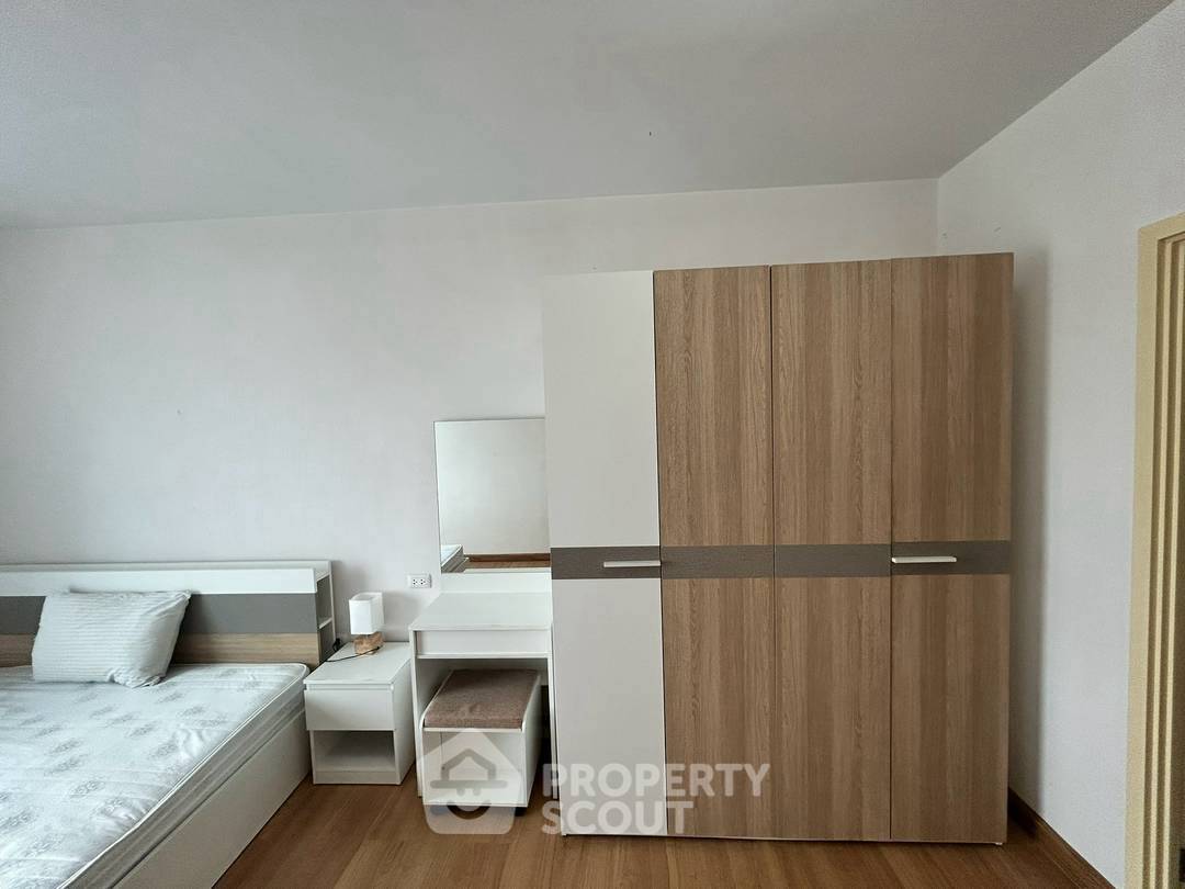 picture Well-Priced 1-BR Condo At Supalai Mare Pattaya, 18th-Floor (ID 3105704) - 9/17