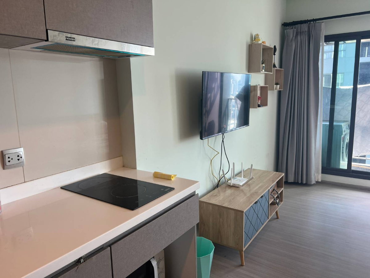 picture Condo For Rent!!Life Asoke Rama9 - 3/8