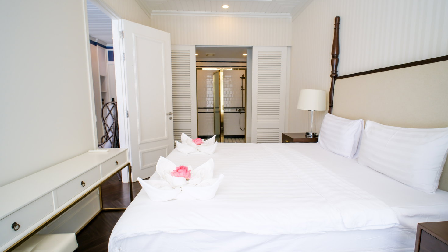 picture Grand Florida Beachfront Resort Pattaya Pool Access for Rent - 9/15