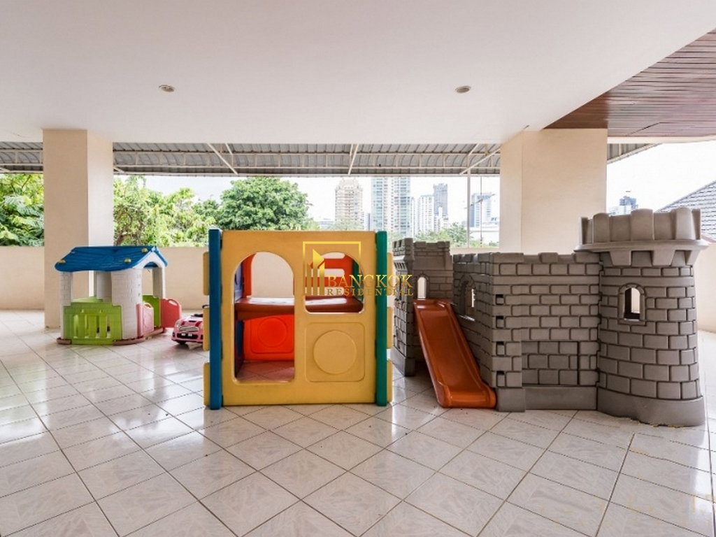 รูป Expansive 4 Bed Duplex Apartment With Private Terrace - BR0087AP - รูปที่ 38/40