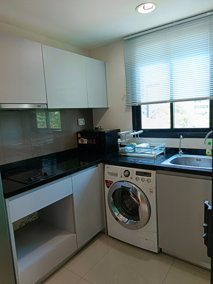 picture Room for rent @ Zenith42, 2 Beds, 50 sq.m. - 4/11