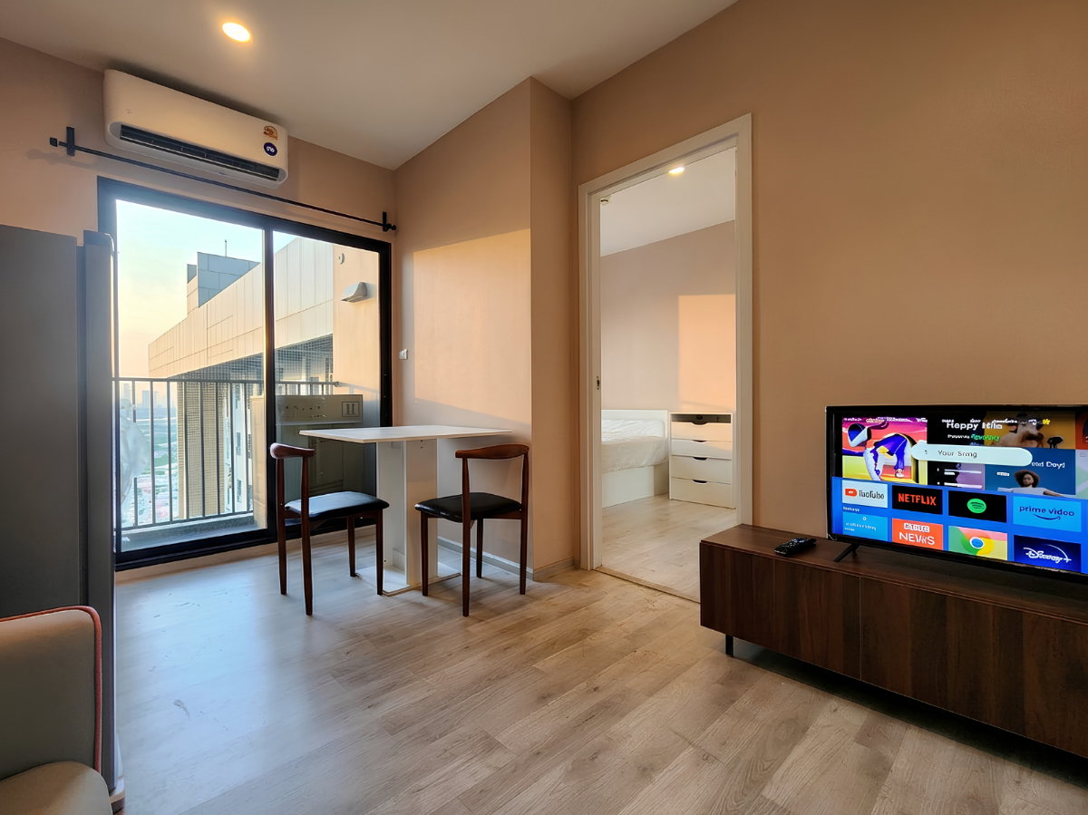 รูป **ห้องว่างครับ ทิศเหนือ รีโนเวทใหม่ มีเครื่องซักผ้า**ให้เช่า: พลัมคอนโด เซ็นทรัล สเตชั่น** มาดูนะเดี๋ยวไปก่อน!! ชั้นสูงวิวสวย SN490.88 - รูปที่ 3/90