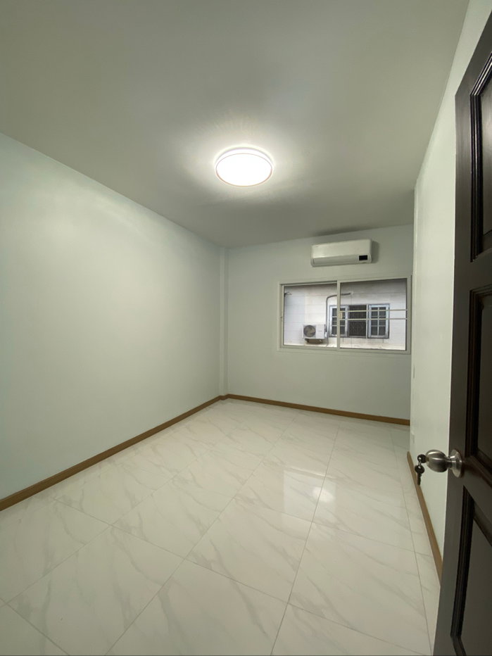 รูป ทาวน์เฮ้าส์ราม2ปรับปรุงใหม่ 400 ม.ห่างจากตลาดราม2 - รูปที่ 7/9