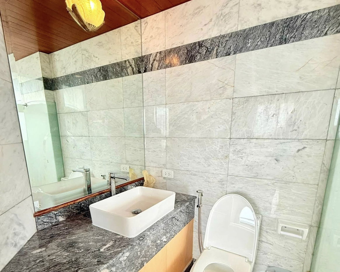 picture Royal Cliff Garden Luxury Sea View Condo for Rent Pratumnak - 15/18
