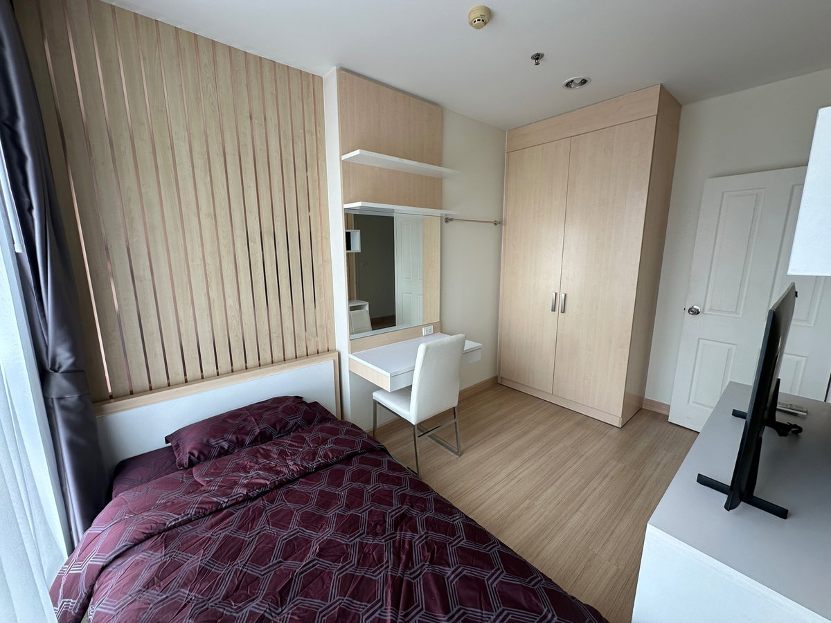 picture Newly renovated corner room with 2 bedroom walkable to mrt station - 11/16
