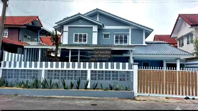 Houses for sale Khlong Luang Pathumthani : For Sale House , Maleerom 5 Village , wide frontage , newly renovated , Khlong Hok , khlong Luang , Pathum Thani , CX-164454 ✅ Live chat with us ADD LINE @connexproperty ✅