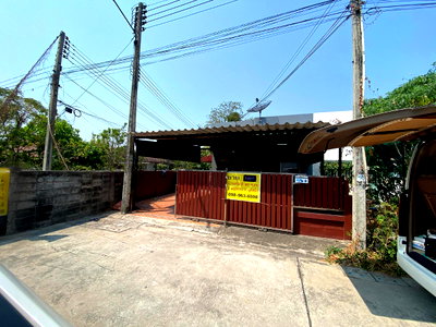 ทาวน์โฮม วิทยาลัยการสาธารณสุขสิรินธรชลบุรี : ขายทาวน์เฮ้าส์ หมู่บ้านศิลาทอง เสม็ด ชลบุรี
