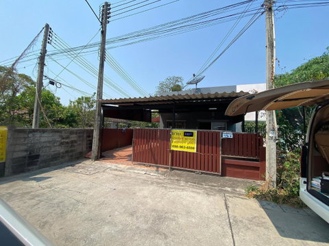 Townhouse for sale Sila Thong Village, Samet, Chonburi