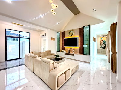 Houses for sale Bang Lamung Chonburi : Luxury Pool Villa for Sale Thung Klom Tan Man East Pattaya 3Bed