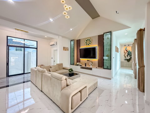Luxury Pool Villa for Sale Thung Klom Tan Man East Pattaya 3Bed