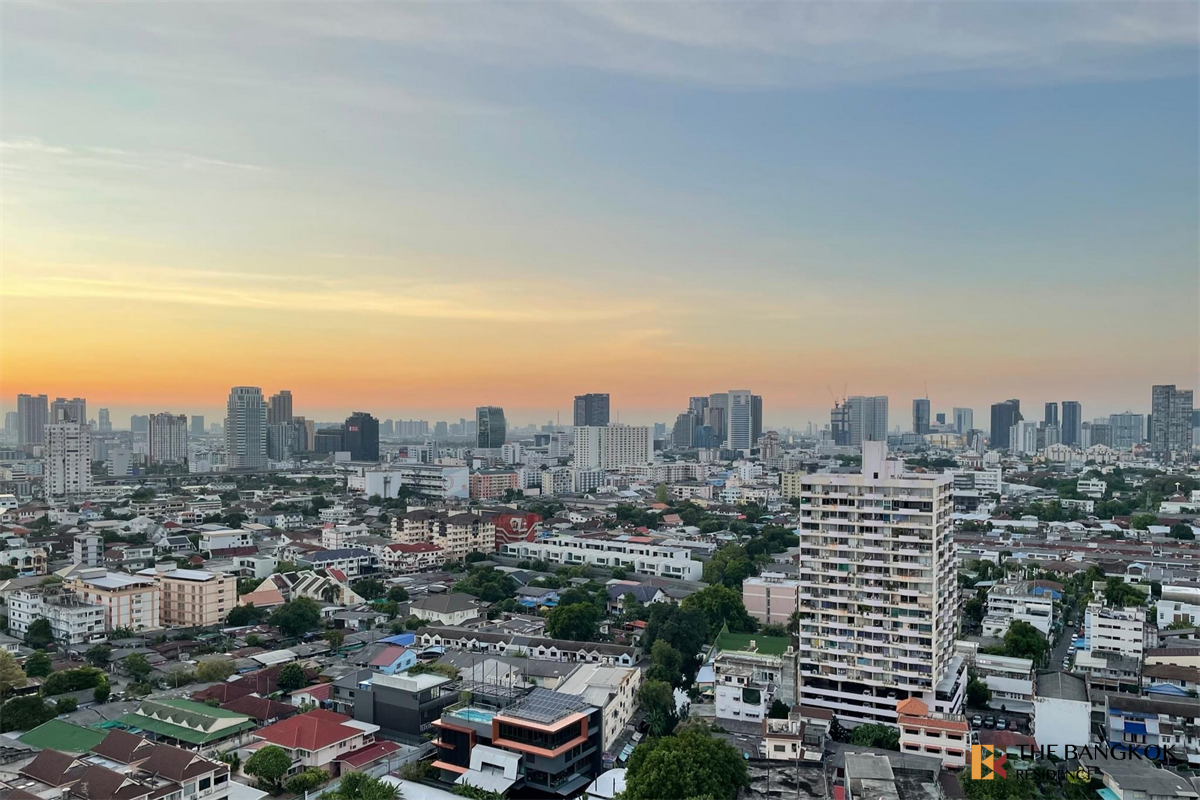 picture Ideo Ratchada Sutthisan near MRT Sutthisan Station High-potential Location, Convenient Travel - 8/10