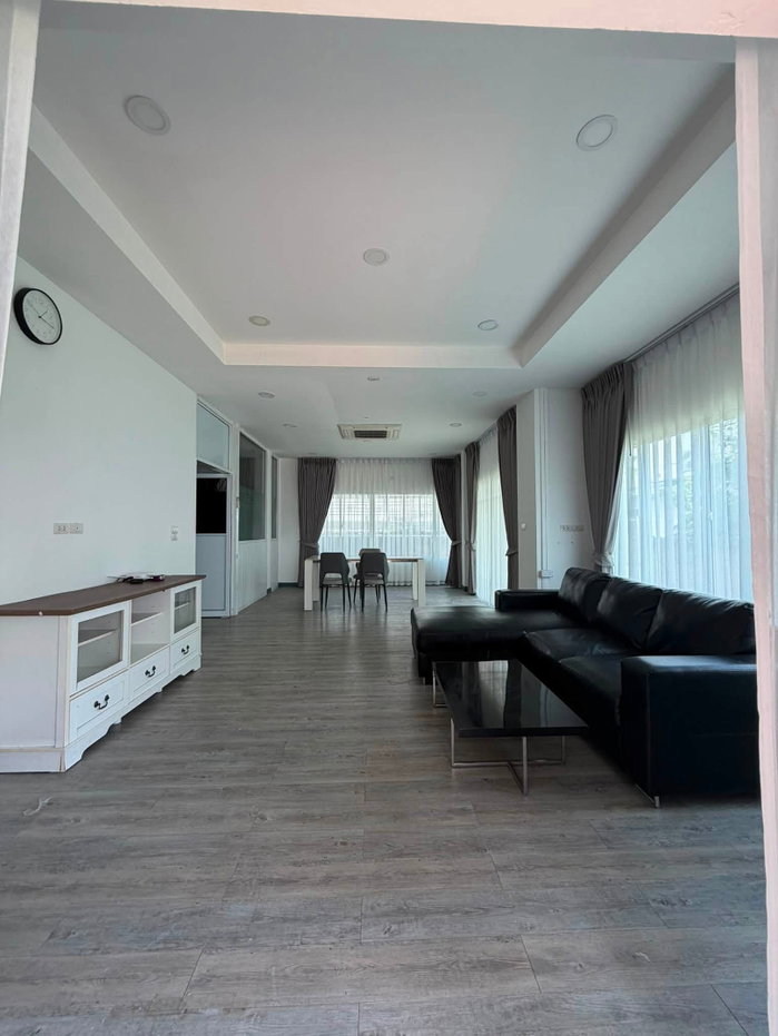 รูป 🏡✨ ให้เช่าบ้านเดี่ยวหลังมุม พร้อมอยู่ – Le Neo 2 Srinakarin 📍 ทำเลศักยภาพ ใกล้ Mega Bangna และ Central Bangna - รูปที่ 2/16