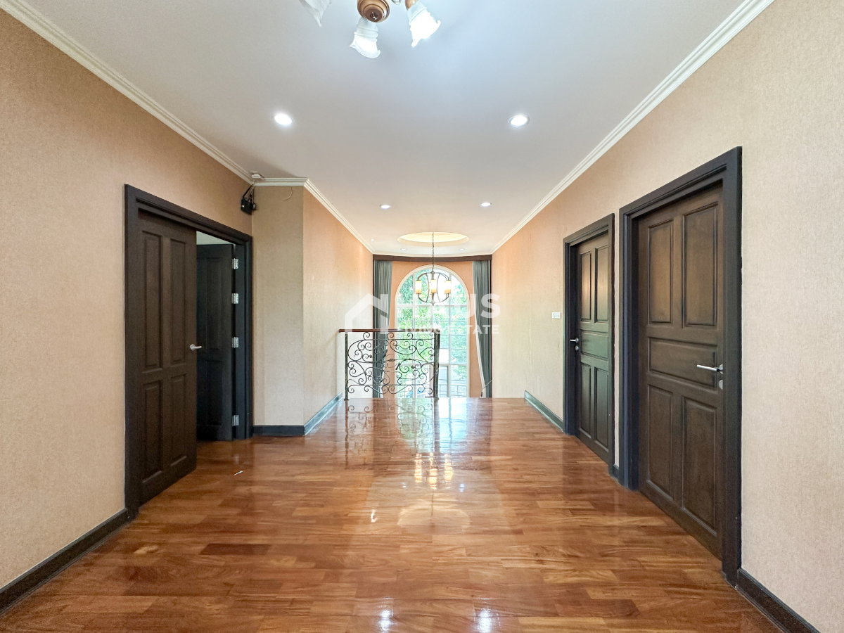 picture Golden Heritage / 5 Bedrooms #HRP1061 - 12/20