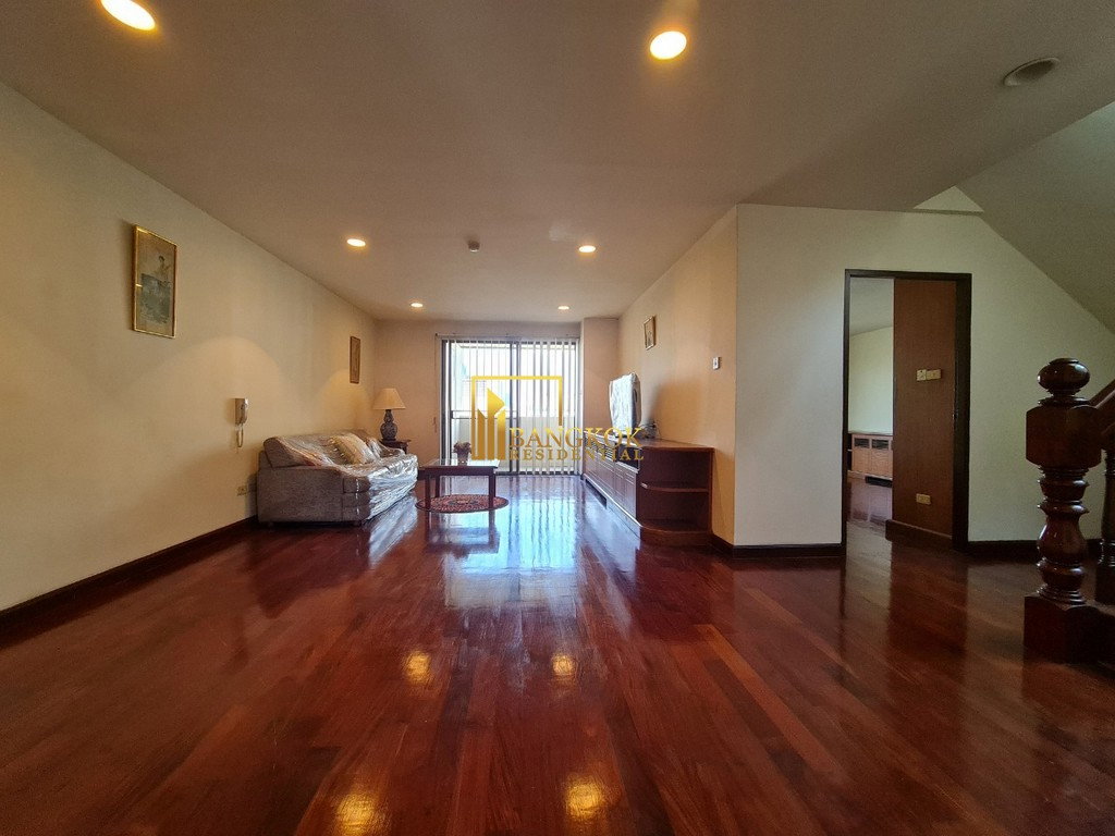 รูป Expansive 4 Bed Duplex Apartment With Private Terrace - BR0087AP - รูปที่ 16/40