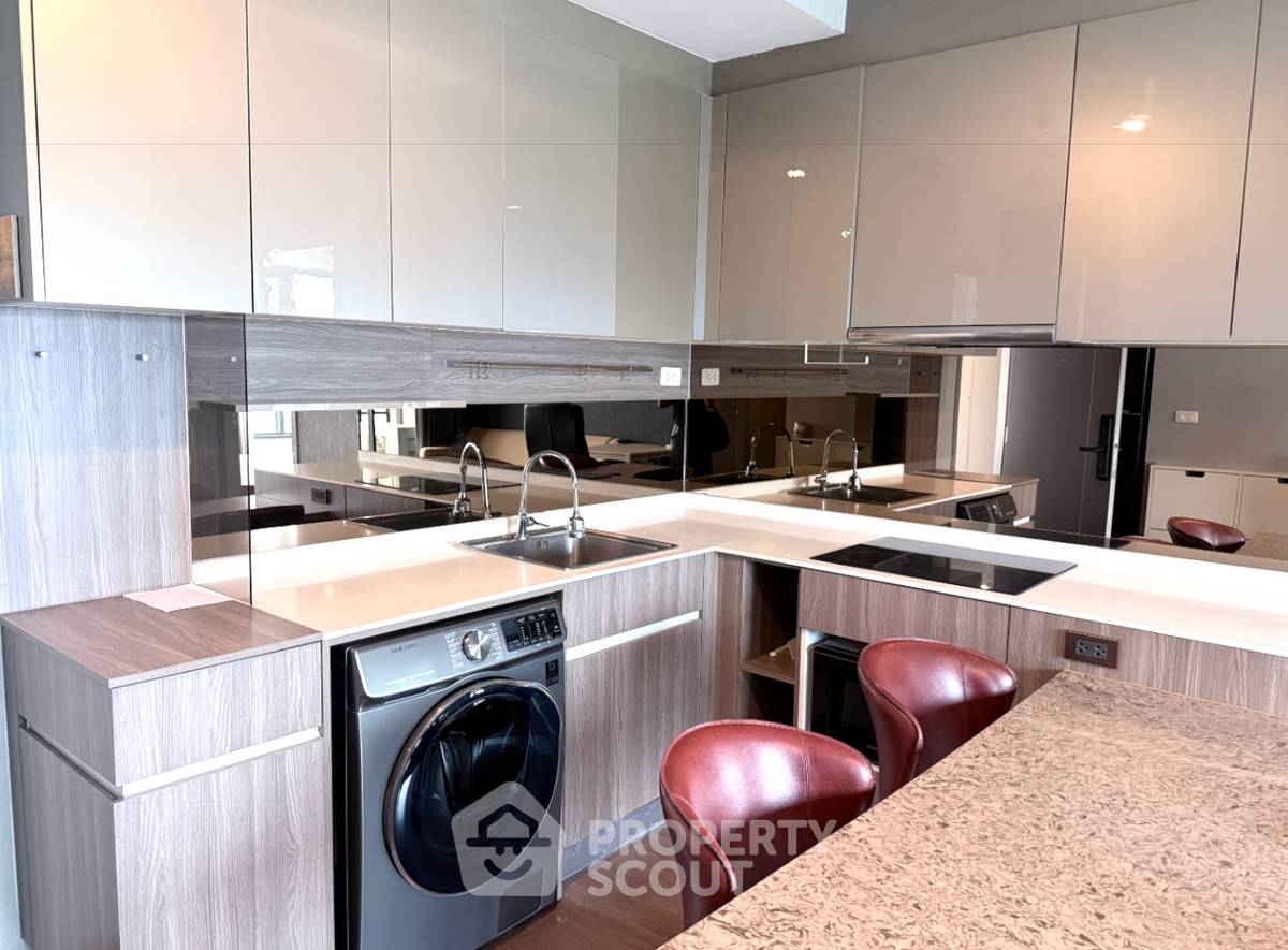 picture High-Floor 2-BR Condo at Ideo Phaholyothin Chatuchak, 200m to BTS Saphan Khwai (ID 2029264) - 5/10