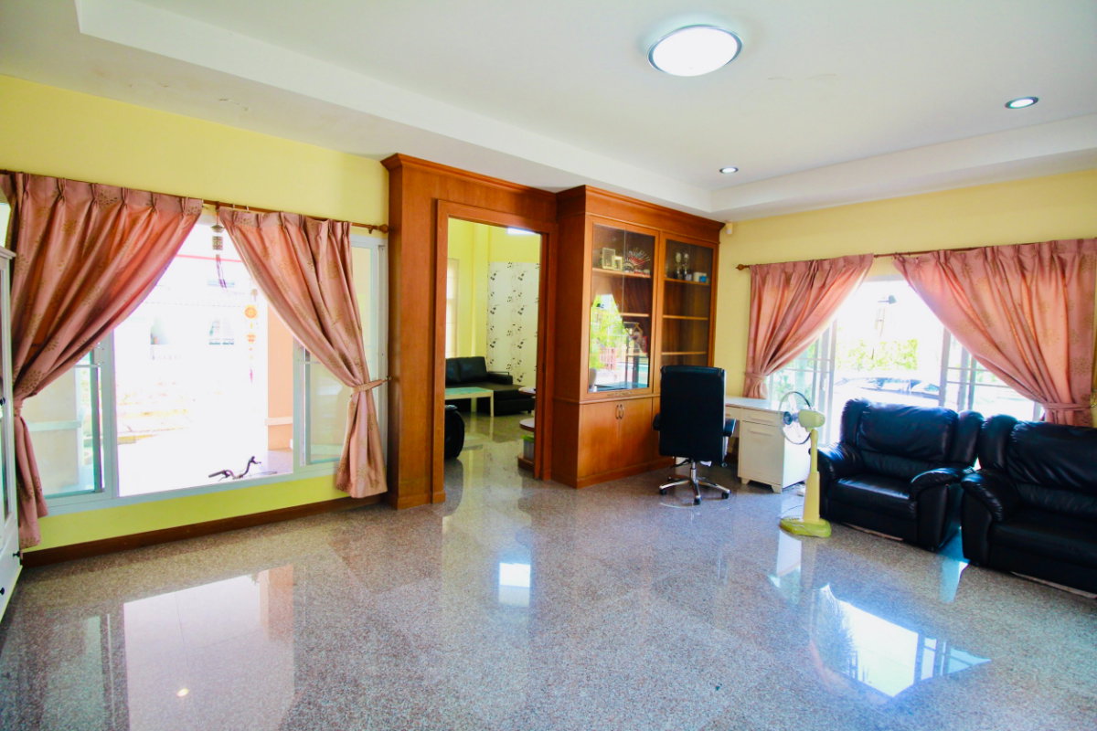รูป ขายบ้านเดี่ยว 2 ชั้น หลังมุม 112 ตร.วา 5 ห้องนอน ใกล้ รพ.กรุงเทพระยอง หมู่บ้านบ้านสวนสุขสิริ เนินพระ ระยอง  - รูปที่ 18/39