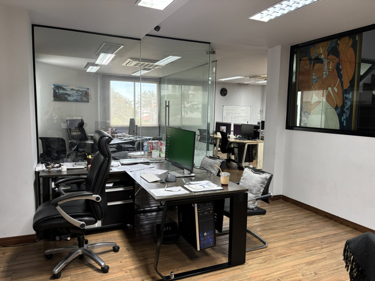 picture 545 SqM Navamin Home Office at THB 34,862 per SqM | Fully Equipped - Hot Deal - U6022398 - 7/22